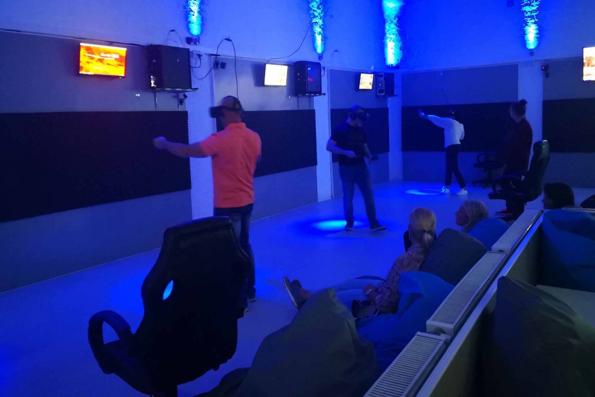 Cybermagia salon VR        